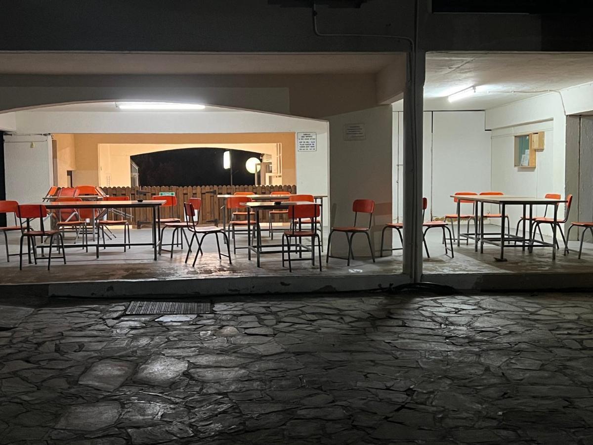 Taniandres Apartments Paralimni Exterior photo