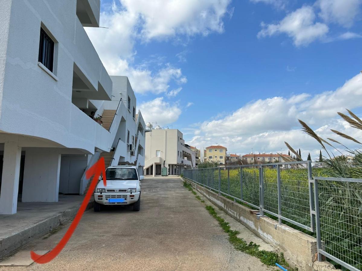 Taniandres Apartments Paralimni Exterior photo